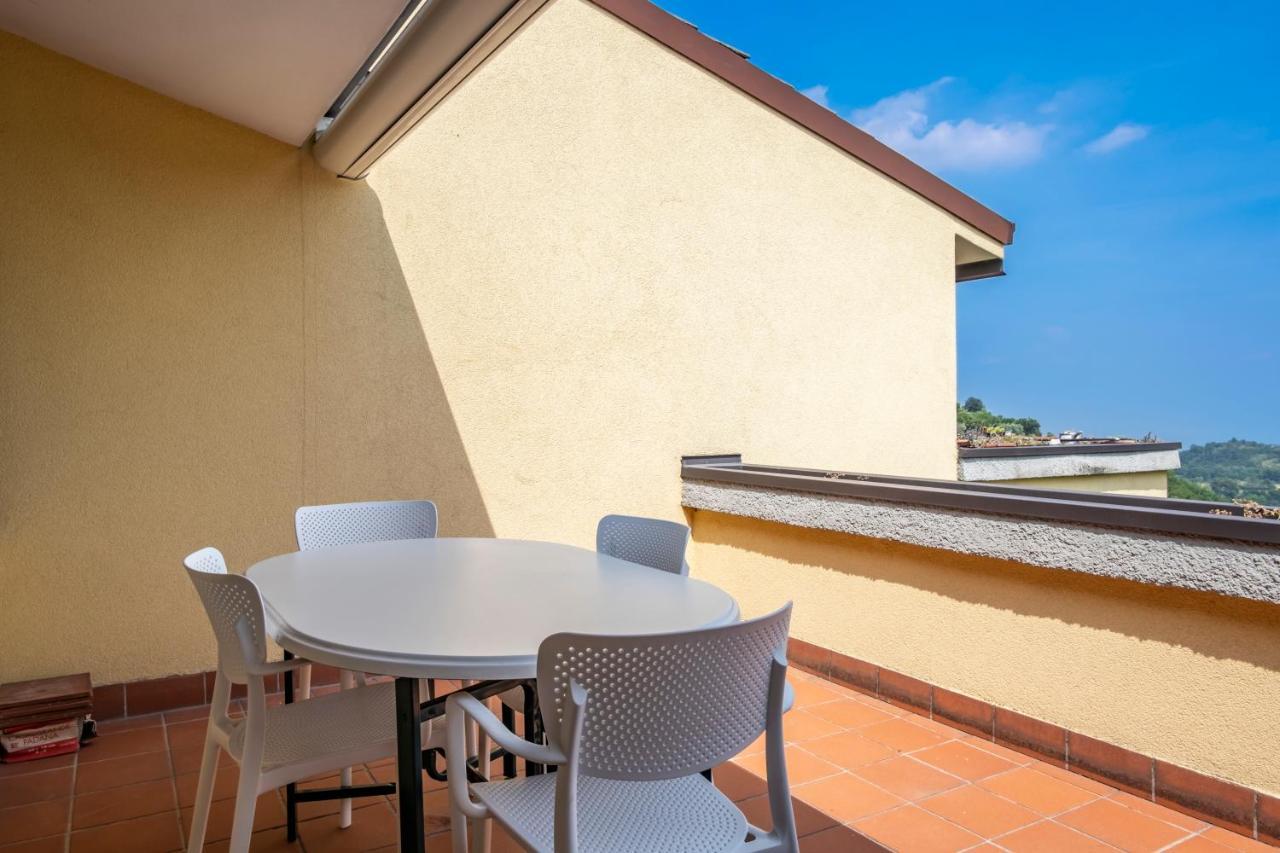 L&M Apartments - Pool - By Host4U Muscoline Εξωτερικό φωτογραφία